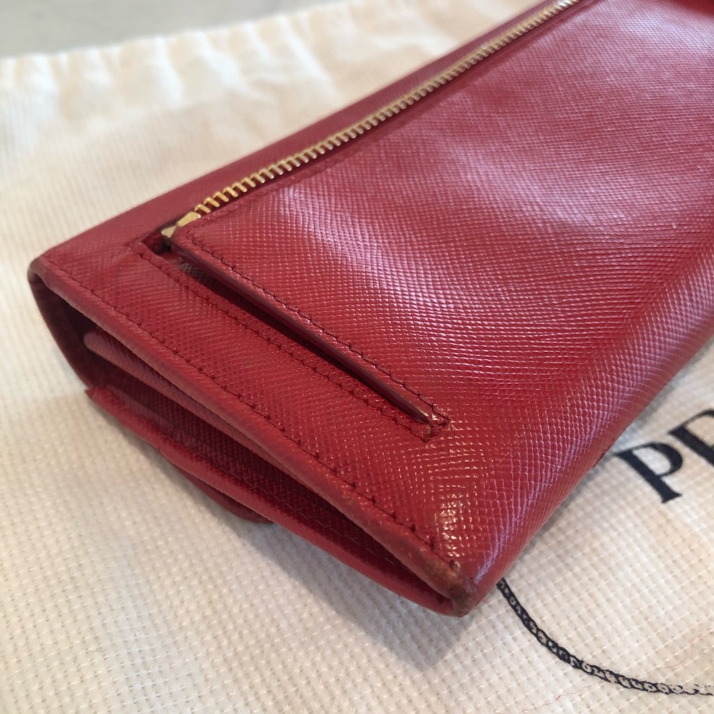 Authentic - Prada Wallet - Picture 8 of 12